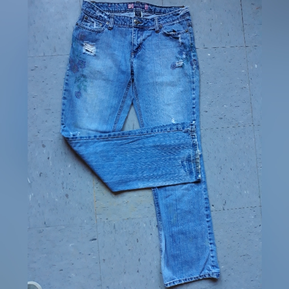 Duck Head Jeans Co. Premium Flare Jeans. 5-pocket, distressed washed. Size 9.